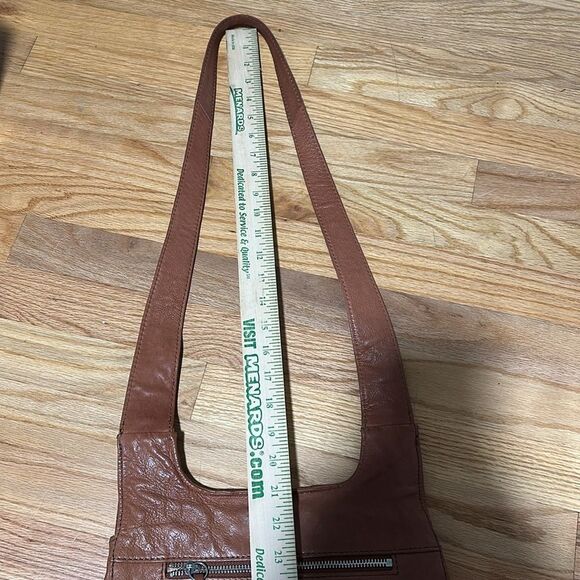 HOBO Brown Leather Shoulder Bag with Slouchy Design - Picture 16 of 16